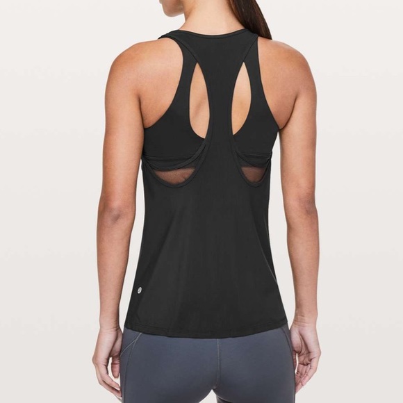 lululemon athletica Tops - Lululemon Cross Conditioning 2-In-1 Tank sz 4